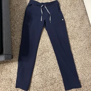 FIGS scrub pant